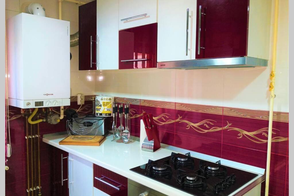 Home Away From Home Petrila Ngoại thất bức ảnh